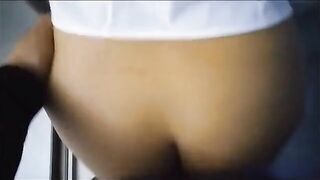 鸡巴舔硬了就要插入