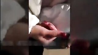 剧情演绎网络节目主持人海边取景勾引寂寞小哥口交后入激情爆草