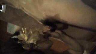 哥们俩3P性感连体粉丝少妇露脸在卫生间就按耐不住操起来然后在转战床上