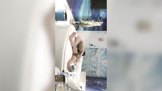 【文轩探花】高价外围，肤白如雪，甜美女神，美腿翘臀，温柔配合，激情啪啪真刺激