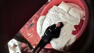 【极品360】私享台❤浪漫红心圆床 劲爆后入怼操情趣极品长腿美少女 主动骑乘耸动 画面超震撼 高清1080P原版