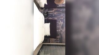 【步宾寻花】洋娃娃般的外围小姐姐，脸蛋精致漂亮，女神温柔可舌吻，性爱细节啪啪完美展示