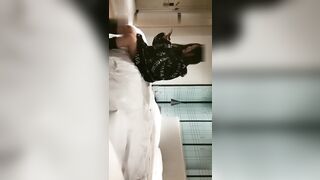 探花路上不停歇，酒店再约高端外围小姐姐，近距离展示后入欲仙欲死表情