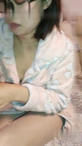 【麻花免费视频】颜射肉丝嫂子嗷嗷叫