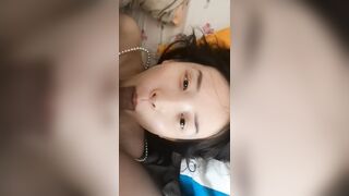 个人云盘被盗郑州高颜值清纯美女徐某与大学男友一手不健康生活自拍流出24P+视频17V整合2V完整时长版2