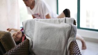 最新AV剧情演绎新作-黑丝空姐出门被袭击拖回宿舍迷晕强操 高跟黑丝 完美身材 穿空姐制服爆操 高清720P完整版