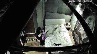 臻品360 ██ 大学城附近工业风主题酒店偷拍挺会玩的学生情侣六九互舔热身啪啪