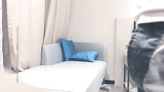 太子探花极品第二场约了个短裙妹子关灯啪啪，口交床边抬腿大力抽插猛操