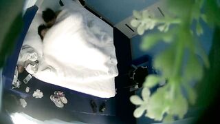 360摄像头偷拍情趣酒店绿叶房大学生情侣晚上溜出宿舍开房寻欢