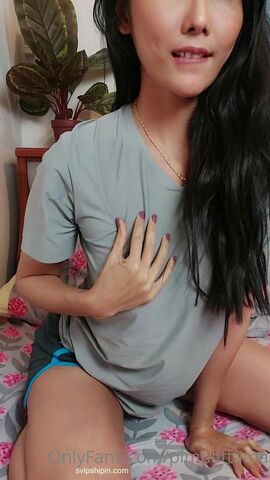 【网曝门事件】极品巨乳泰国网红模特PimPattama大尺度性爱私拍流出 爆乳妖艳 高清私拍405P 高清720P原版无水印