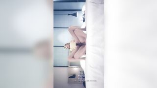 【赵总寻欢】，风骚小少妇，撕丝袜环节挺刺激，苗条听话，暴力抽插，特写欲仙欲死高潮表情