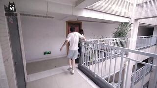 麻豆传媒最新出品MMZ-005❤️都市狐妖传说-胡心瑶720P高清版