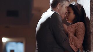 【麻花免费视频】EroticaX - Autumn Falls - The Joy Of Missing Out