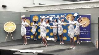 【麻花免费视频】【稀缺航空】2021最新@空姐兼职约炮 飞机上厕所丝袜诱惑Vol.2》高级空姐VIP群内流出 旗袍黑丝 白嫩美乳风情万种