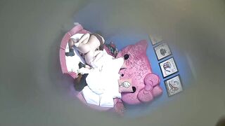 【麻花免费视频】在公司日久生情的年轻男女相约主题宾馆嗨皮急不可耐衣服不脱眼镜骚妹就津津有味的吃起肉棒地板肏到床上哭腔呻吟刺激