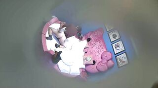 【麻花免费视频】在公司日久生情的年轻男女相约主题宾馆嗨皮急不可耐衣服不脱眼镜骚妹就津津有味的吃起肉棒地板肏到床上哭腔呻吟刺激