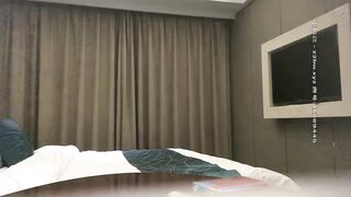 【麻花免费视频】【AI高清2K修复】李寻欢探花约了个白色外套苗条身材妹子啪啪，翘起屁股口交上位骑坐后入大力猛操