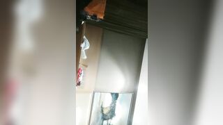 【麻花免费视频】【山鸡优选探花】，一脸幽怨的外围小姐姐，舔腿抠穴撩拨开心，一对极品美乳，又白又大又翘，佳人如此不能辜负