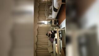 【麻花免费视频】【欧阳专攻良家】，泡良达人深夜约操极品小姐姐，超清画质偷拍，风骚淫荡观音坐莲娇喘不断，高清源码录制