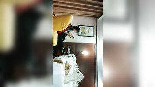 【麻花免费视频】【莱昂纳多探花】，约操漂亮小少妇，调教抠穴玩得不亦乐乎，风骚淫荡水声不断，娇喘连连物有所值