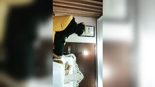 【麻花免费视频】【莱昂纳多探花】，约操漂亮小少妇，调教抠穴玩得不亦乐乎，风骚淫荡水声不断，娇喘连连物有所值