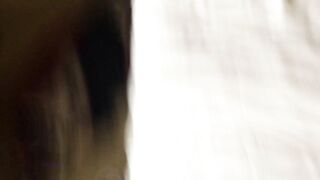 【麻花免费视频】一对高颜值的情侣真实啪啪自拍流出，女生素颜都这么美，做爱时红润的脸蛋儿像极了发春发情期