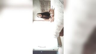 【麻花免费视频】探花小队另类玩法SM调教美臀小姐姐，第二场慢慢玩，女仆装带上情趣手铐，项圈牵伸爬行扣穴骑乘猛操