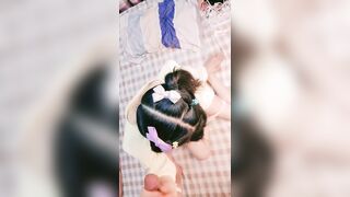 【麻花免费视频】无毛嫩穴双马尾萝莉萌妹纸脱下内裤随意玩弄，第一视角JJ摩擦正面插入，腰细圆润屁股翘起后入，进进出出呻吟娇喘