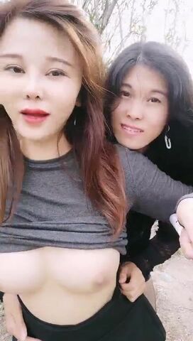 源码高清录制淫骚姐妹约帅哥粉丝到户外荒郊野战