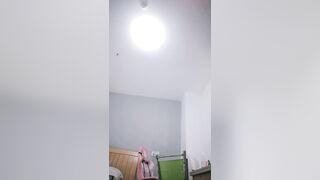 【麻花免费视频】水水很甜玩弄美乳小穴呻吟