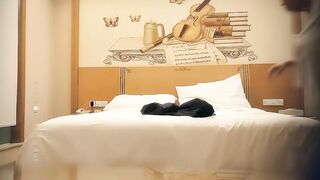 【麻花免费视频】极品甜美妹子掰穴近距离口交骑乘后入大力猛操