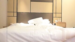 【麻花免费视频】约性感妹子舌吻摸奶调情口交大力猛操01