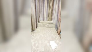 【麻花免费视频】丝袜少女樱桃美乳开档侧入高潮白浆流出01