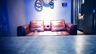 【麻花免费视频】大屌男约操极品00年极品可爱御妹完美口交上位01