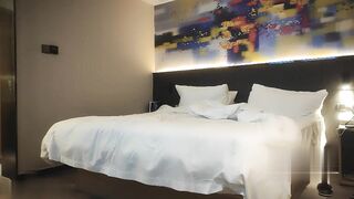 【麻花免费视频】今夜外围大胸风骚小姐姐性格好叫声骚