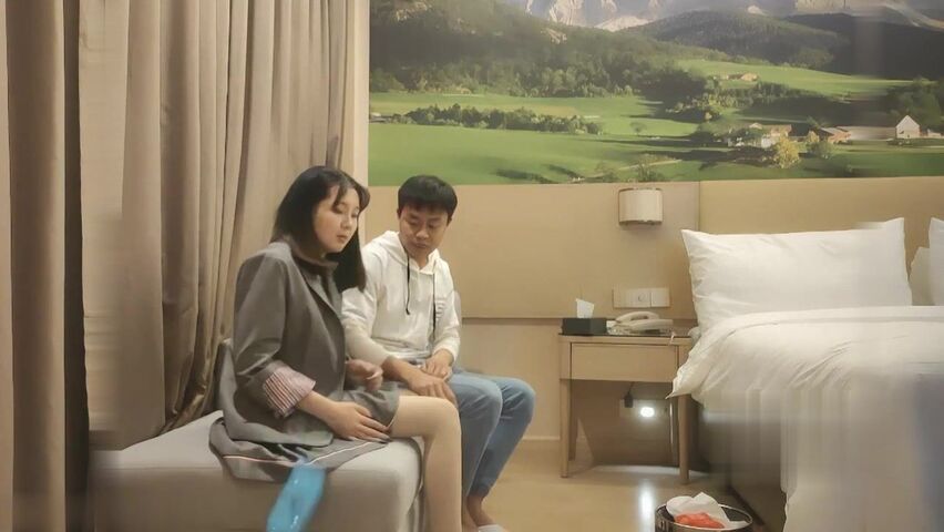 【麻花免费视频】壹屌寻花初恋女神甜美温柔苗条娇嫩00后