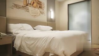 【麻花免费视频】杭州外围2800一炮徒弟上场啪啪暴插视觉盛宴