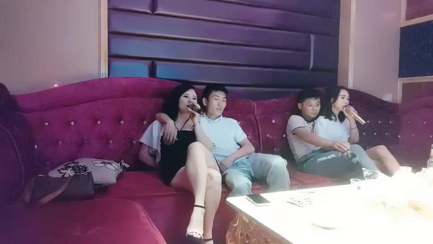 【麻花免费视频】歌厅探花专攻KTV小姐姐两个妹子4P后入