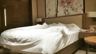 【麻花免费视频】网约大奶妹角度完美插入风骚淫荡享受猛男暴插