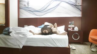 【麻花免费视频】重金3000约外围瑜伽女神大长腿黑丝爆操