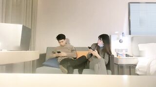 【麻花免费视频】约操风骚小少妇黑丝高跟诱惑粉嫩大胸尽情玩弄