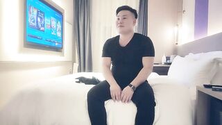 【麻花免费视频】赵总极品寻花回归大长腿网红妹扶着小腰打桩机