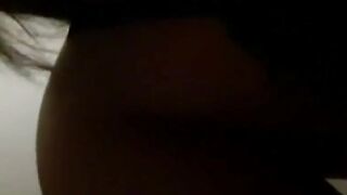 【麻花传媒视频】脸书小大波气质女神与金主啪啪露脸自拍流出兴奋的喘息呻吟声被疯狂输出