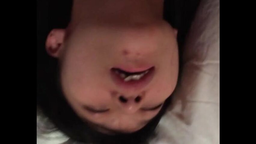 【麻花传媒视频】《云盘高质泄密》职校小情侣校外同居日常啪啪露脸自拍流出