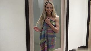 【麻花传媒视频】与我继女的性生活美丽白嫩的小穴被我大鸡巴硬插