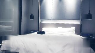 【麻花免费视频】小天赵总黑森林超浓郁人气瞬时登顶花式暴插