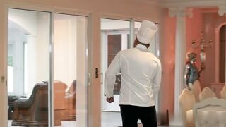 【麻花免费视频】蕾切尔·阿贾尼卧室性爱各种舔弄侧入高潮