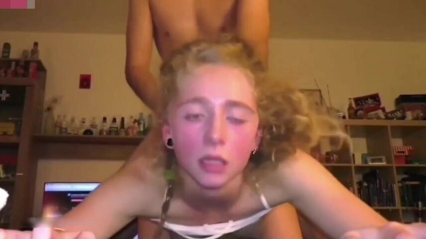 【麻花免费视频】【乱伦】鬼父不分国际_北美兽父把女儿操的快要休克，三观炸裂