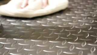 【麻花免费视频】红发继母需要肛交和吞精各种暴插姿势