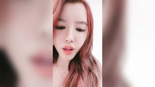 【麻花免费视频】网红脸美女超棒身材白皙屁股无毛嫩穴